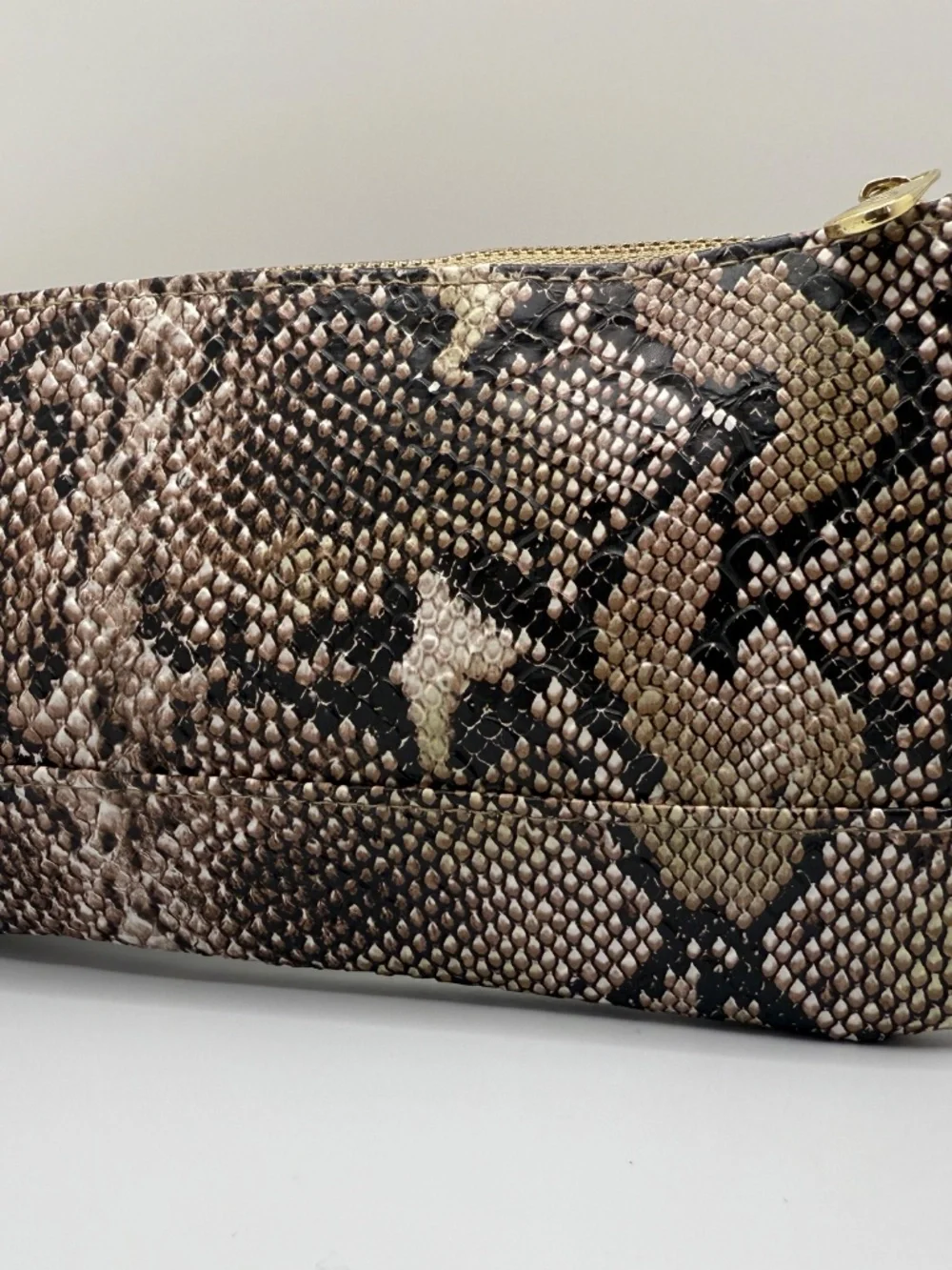 FIERCE ADRIENNE VITTADINI PYTHON WRISTLET/HANDBAG!